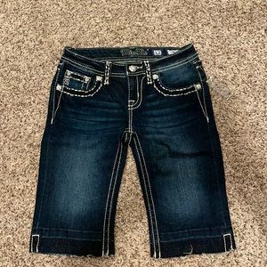 GREAT DEAL! NEW Miss Me jean shorts